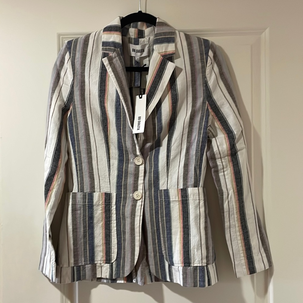 NWT BB Dakota Linen Blend Striped Blazer size small